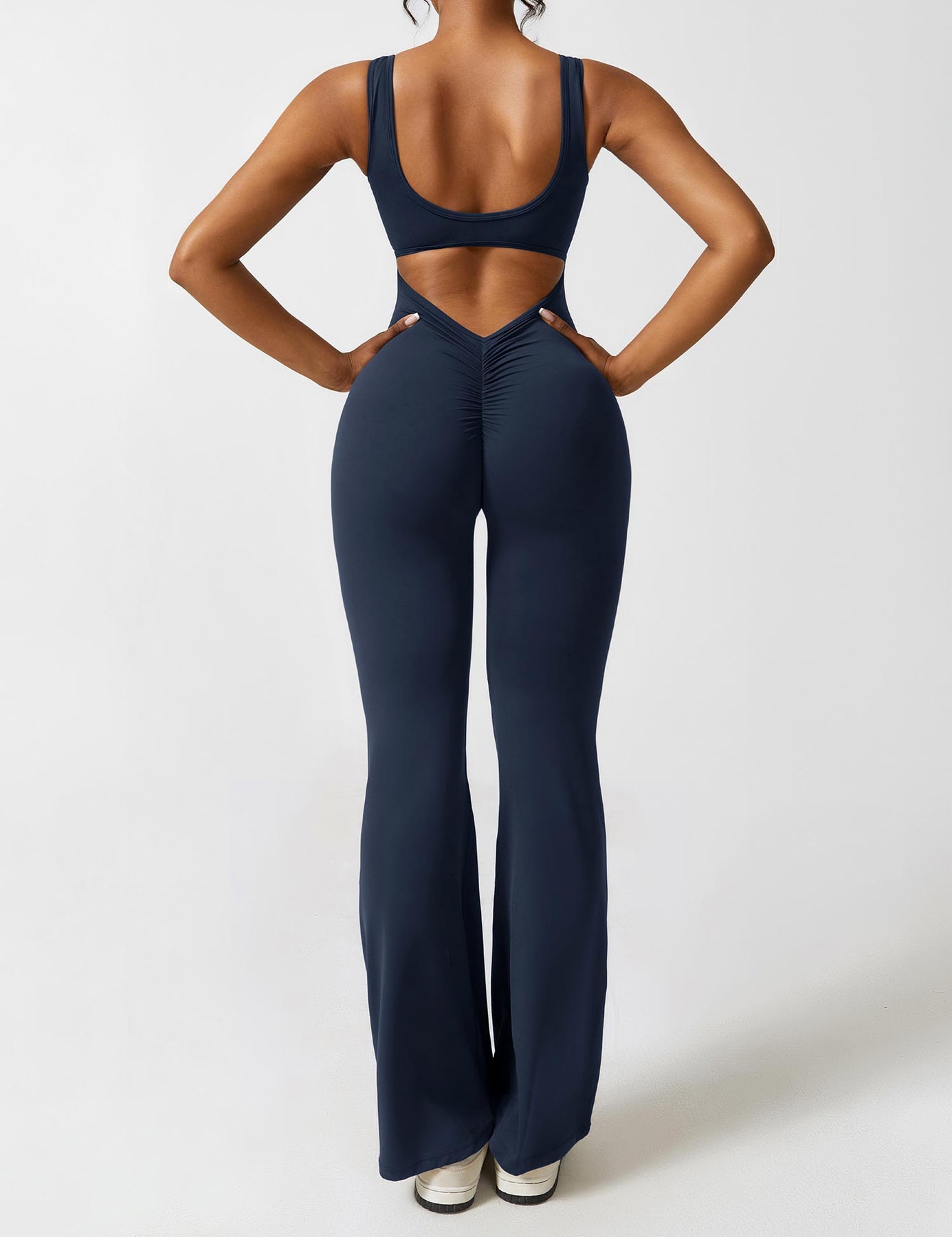 MAVY Jumpsuit | Show your Curves