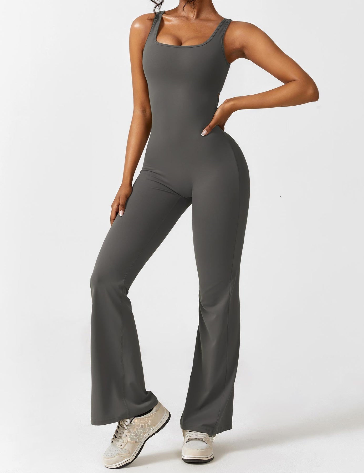MAVY Jumpsuit | Show your Curves